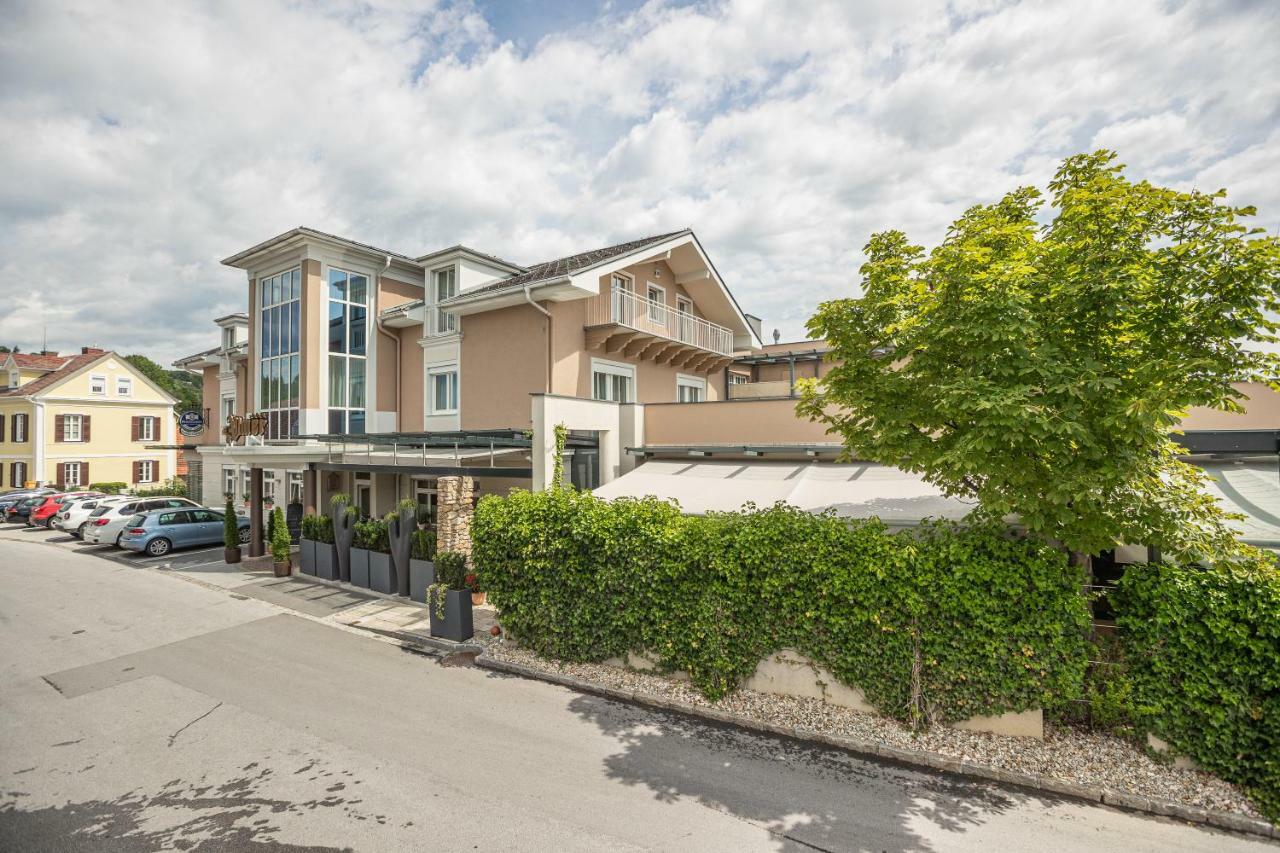 Hotel-Restaurant Allmer Weiz Exterior photo